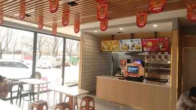 问：加盟哆哆客汉堡，后续服务跟进是怎样的？